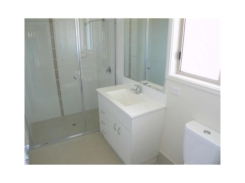 1 Duke Ct (L207), Urraween QLD 4655