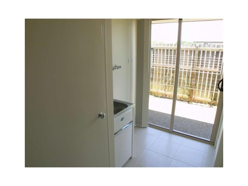 1 Duke Ct (L207), Urraween QLD 4655