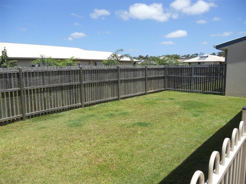 17 Lancaster Ccrt, Urraween QLD 4655