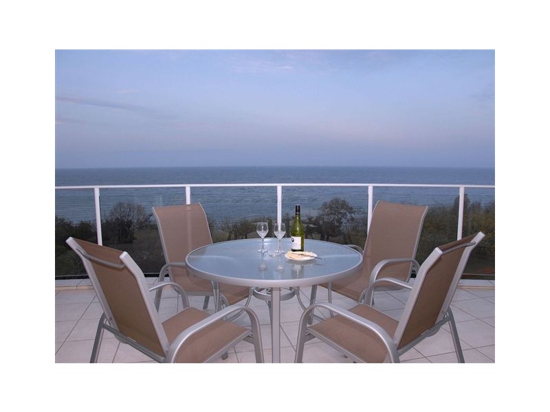 239 Esplanade, Pialba QLD 4655