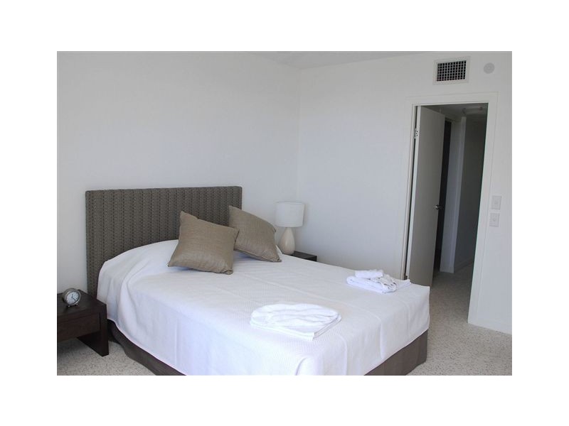 239 Esplanade, Pialba QLD 4655