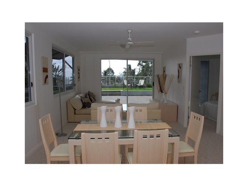 239 Esplanade, Pialba QLD 4655