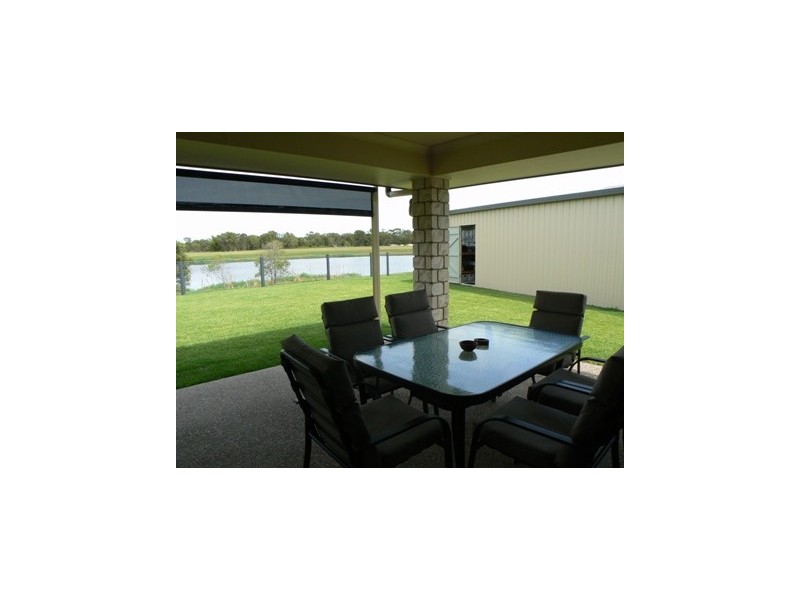 37 Yarrilee Cct, Dundowran QLD 4655