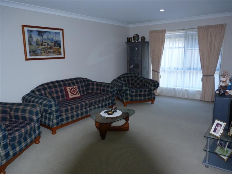 37 Yarrilee Cct, Dundowran QLD 4655