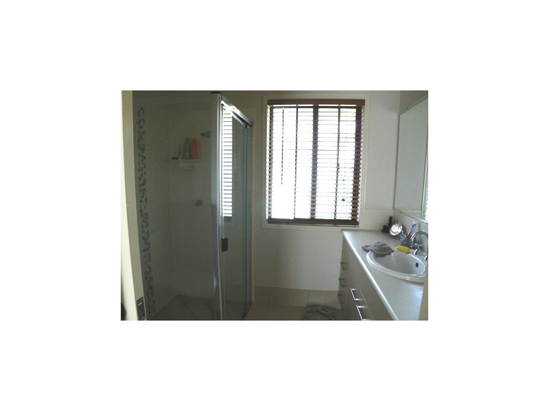 37 Yarrilee Cct, Dundowran QLD 4655