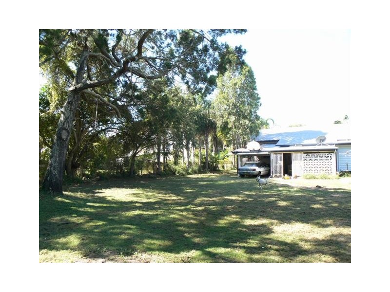 29 King Street, Urangan QLD 4655