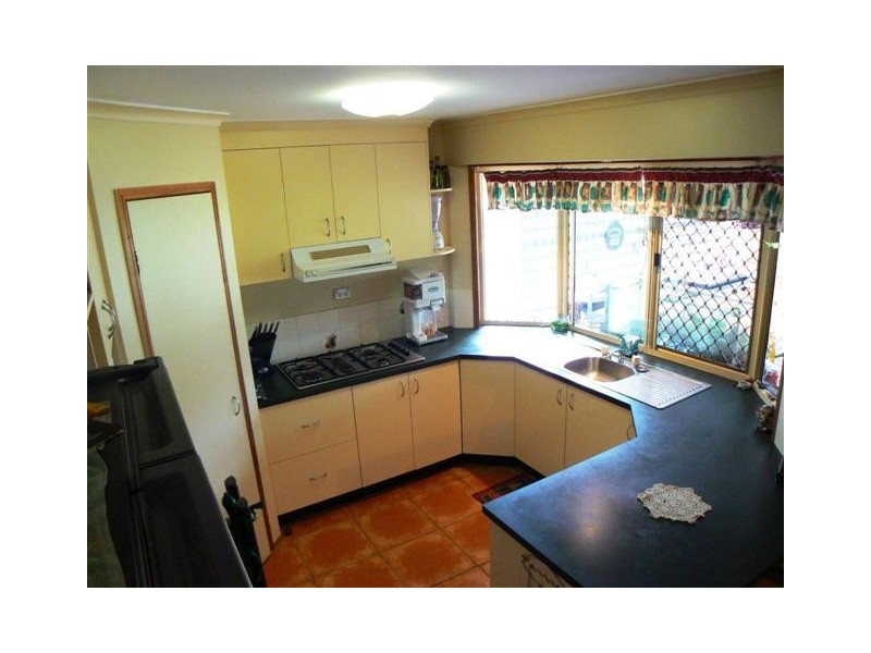 16 Beacon Rd, Booral QLD 4655