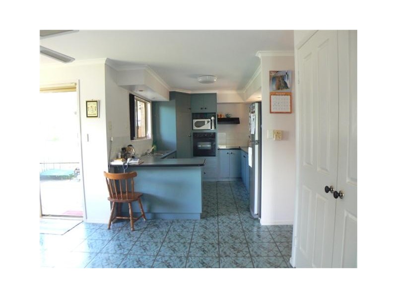 1 Bruce St, Torquay QLD 4655