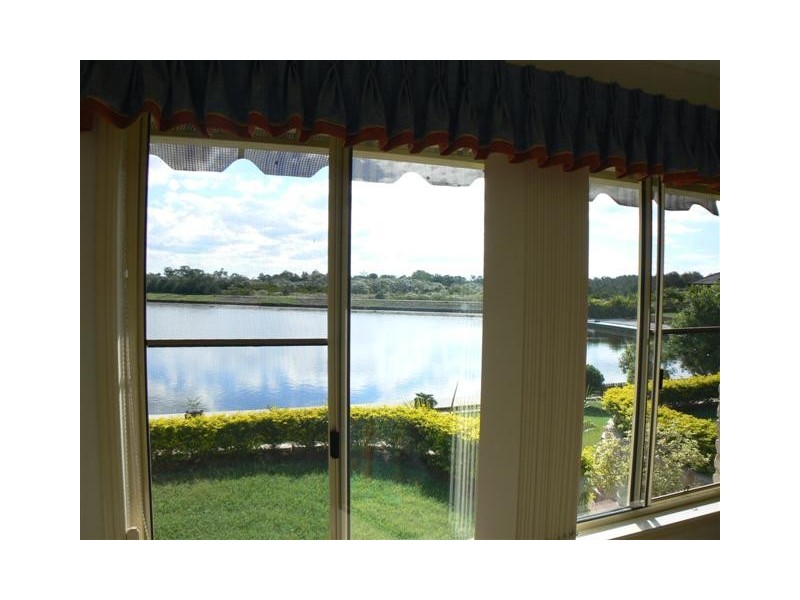 20 Spoonbill Way, Eli Waters QLD 4655