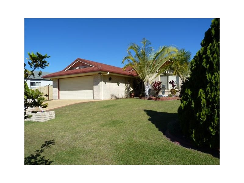 20 Spoonbill Way, Eli Waters QLD 4655