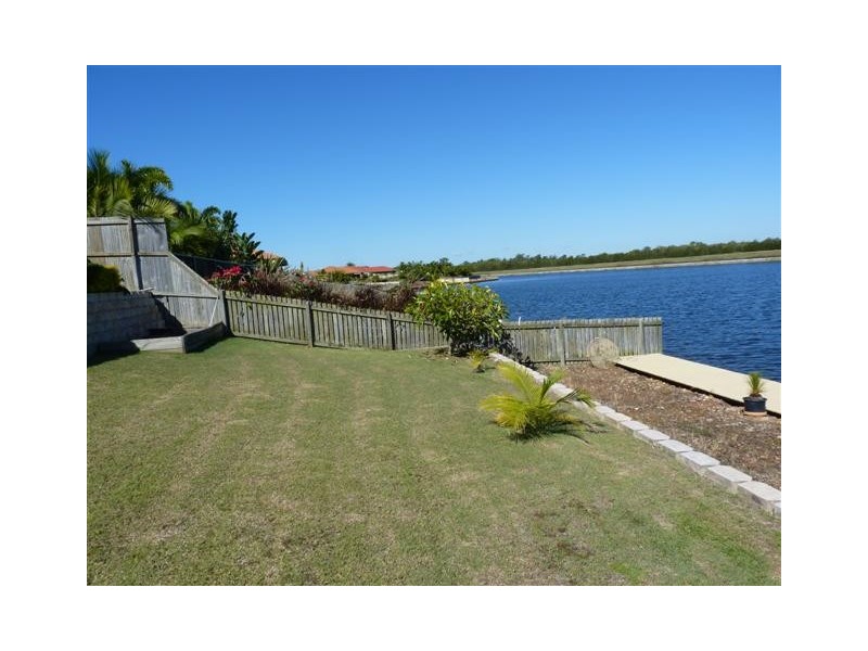 20 Spoonbill Way, Eli Waters QLD 4655