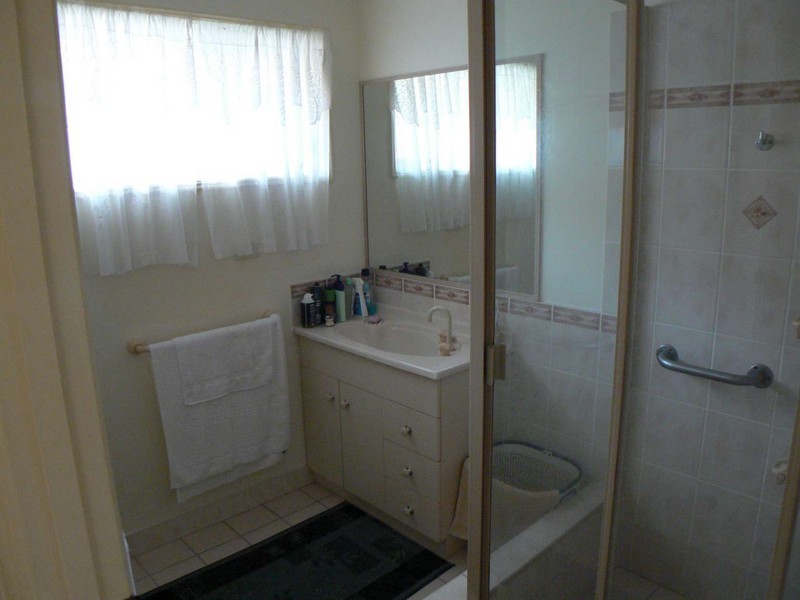 115 Bideford Street, Torquay QLD 4655
