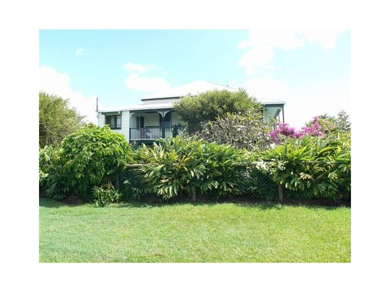 9 Union St, Torbanlea QLD 4662