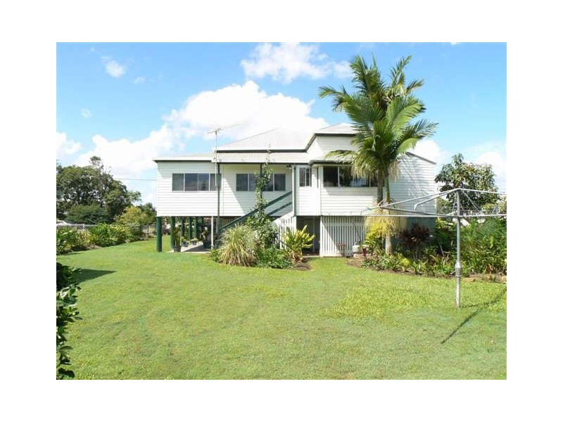 9 Union St, Torbanlea QLD 4662