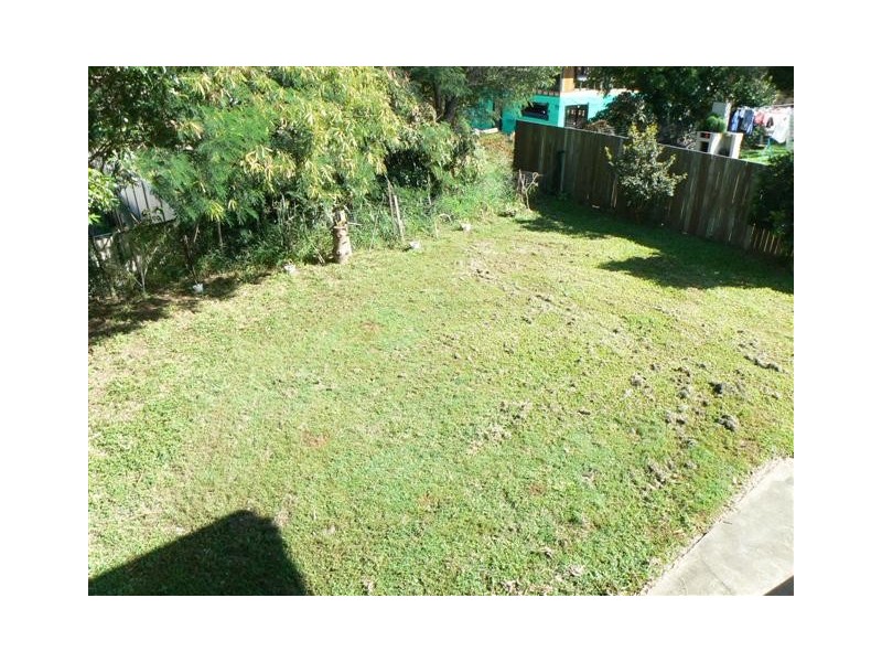 U 1+2 / 63 Queens Rd, Scarness QLD 4655