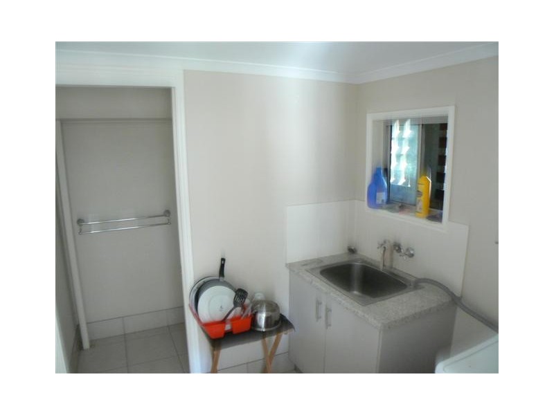 U 1+2 / 63 Queens Rd, Scarness QLD 4655