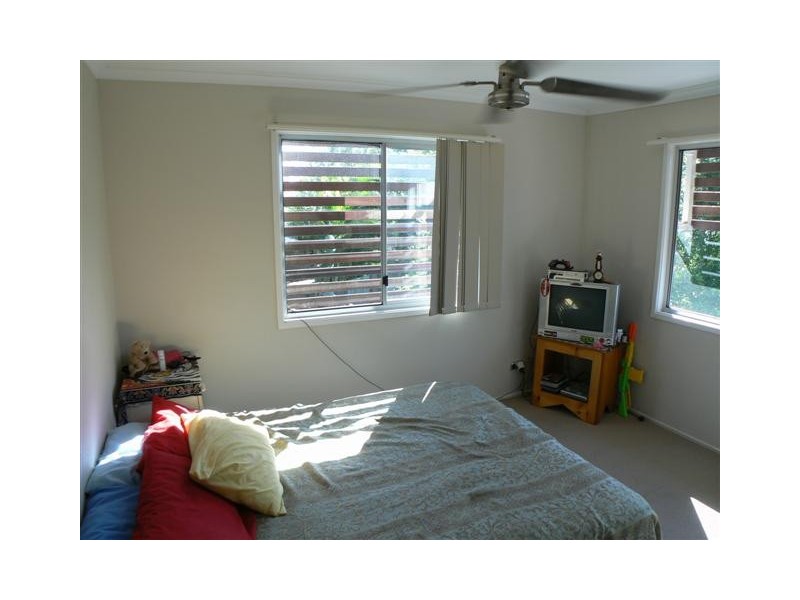 U 1+2 / 63 Queens Rd, Scarness QLD 4655