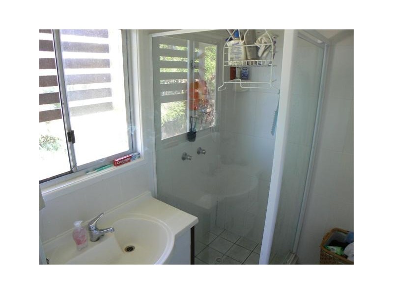 U 1+2 / 63 Queens Rd, Scarness QLD 4655