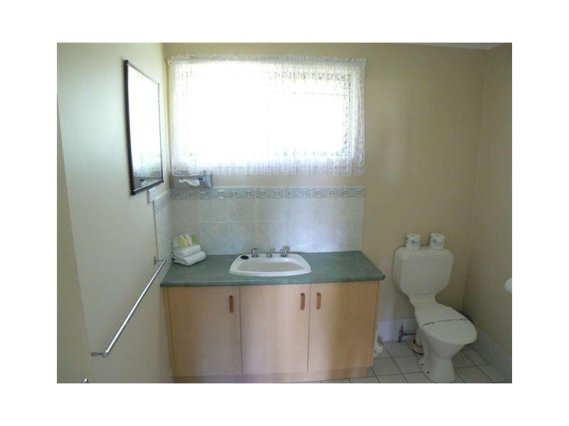 U2/1 Shell St, Urangan QLD 4655