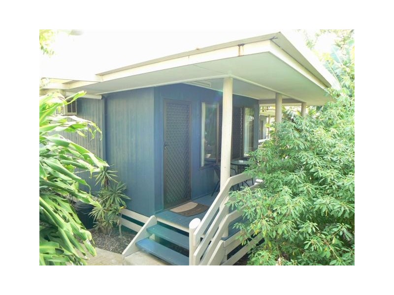 U2/1 Shell St, Urangan QLD 4655