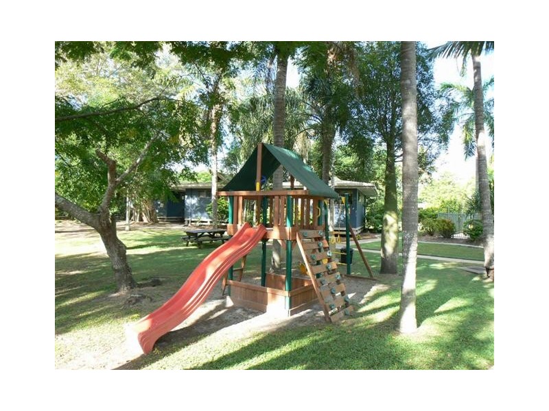 U2/1 Shell St, Urangan QLD 4655