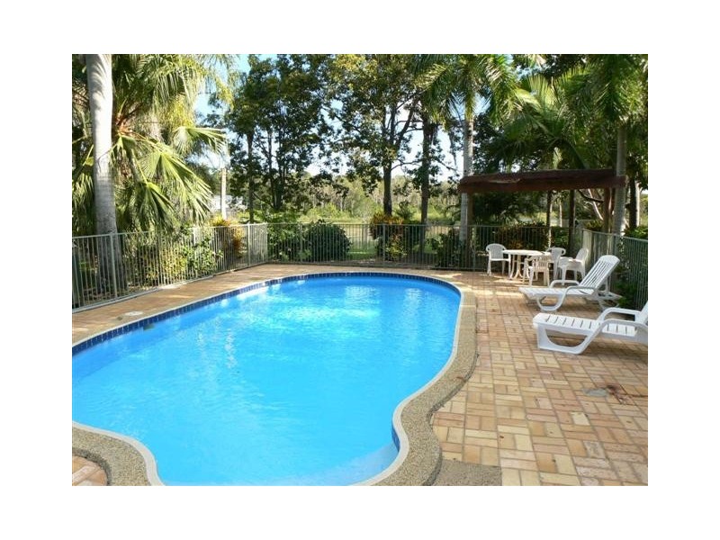 U2/1 Shell St, Urangan QLD 4655