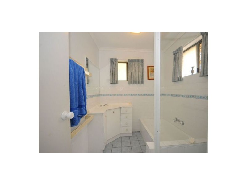 66 Truro St, Torquay QLD 4655