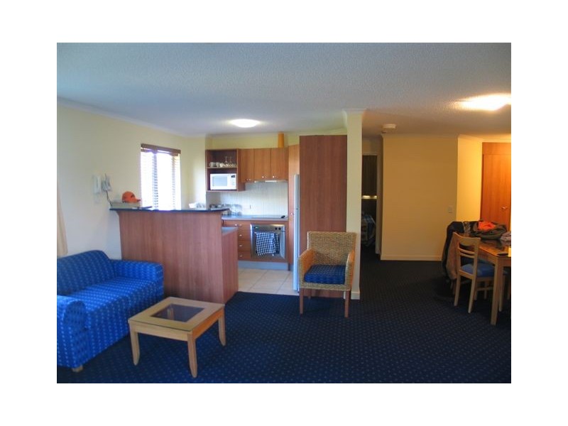 129 Mantra Resort, Buccaneer Dr, Urangan QLD 4655