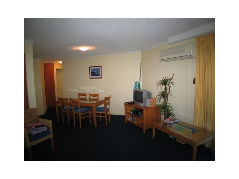 129 Mantra Resort, Buccaneer Dr, Urangan QLD 4655