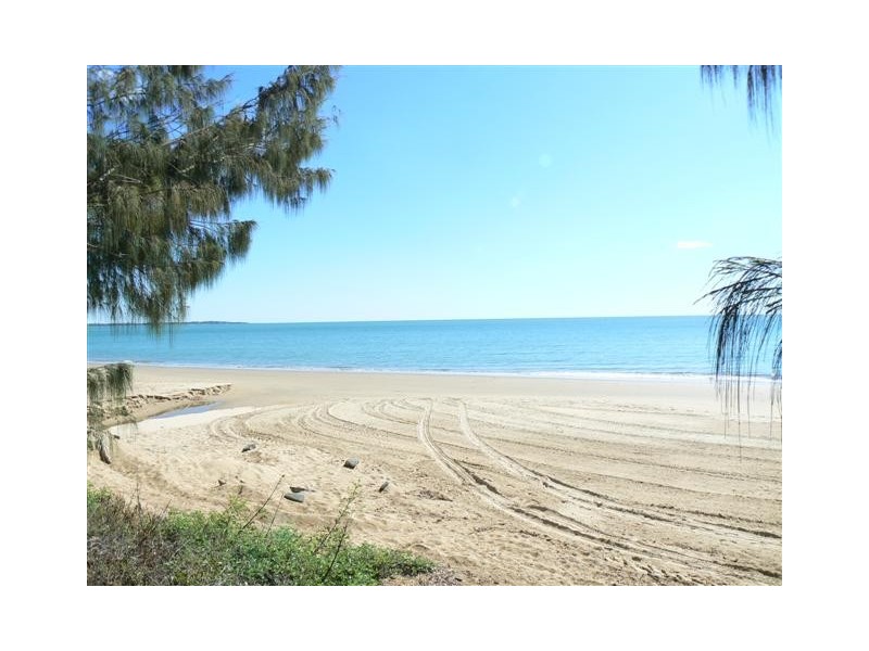 8/479 Esplanade, Torquay QLD 4655