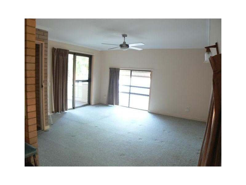 8/479 Esplanade, Torquay QLD 4655