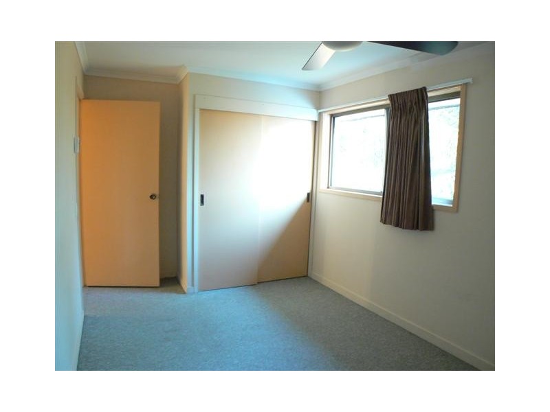 8/479 Esplanade, Torquay QLD 4655