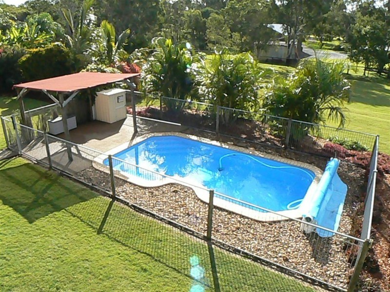 113 Swan Dr, Booral QLD 4655