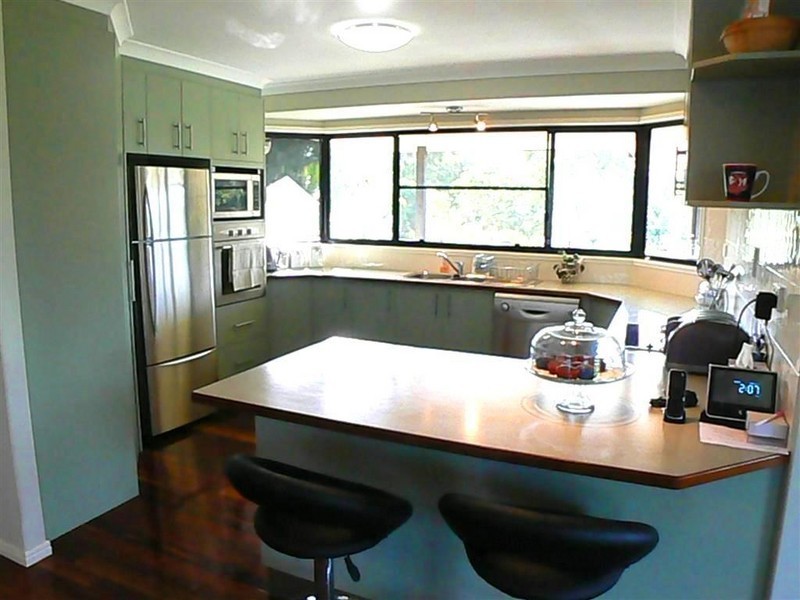 113 Swan Dr, Booral QLD 4655