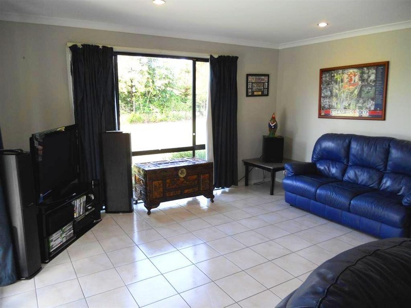 113 Swan Dr, Booral QLD 4655