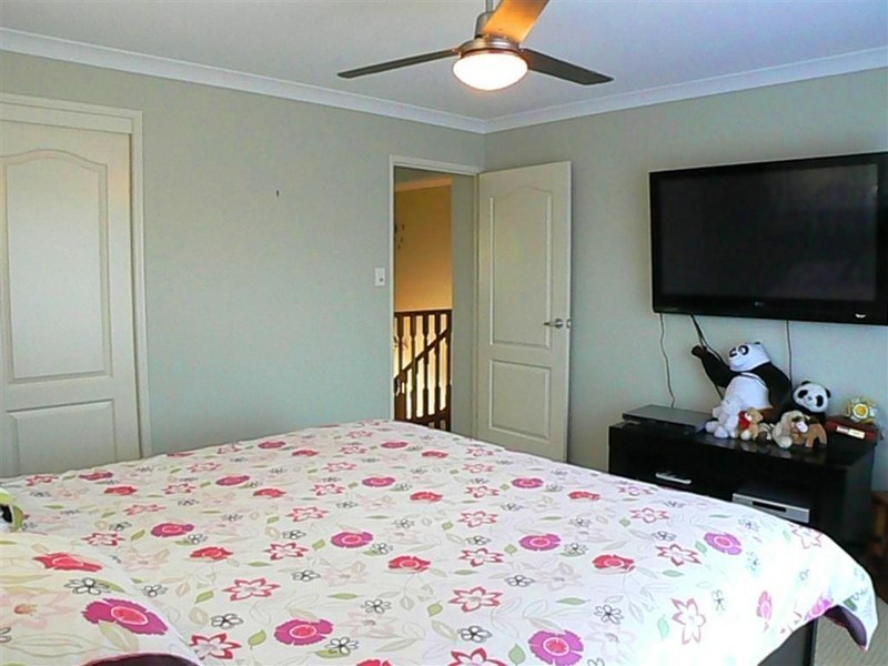 113 Swan Dr, Booral QLD 4655