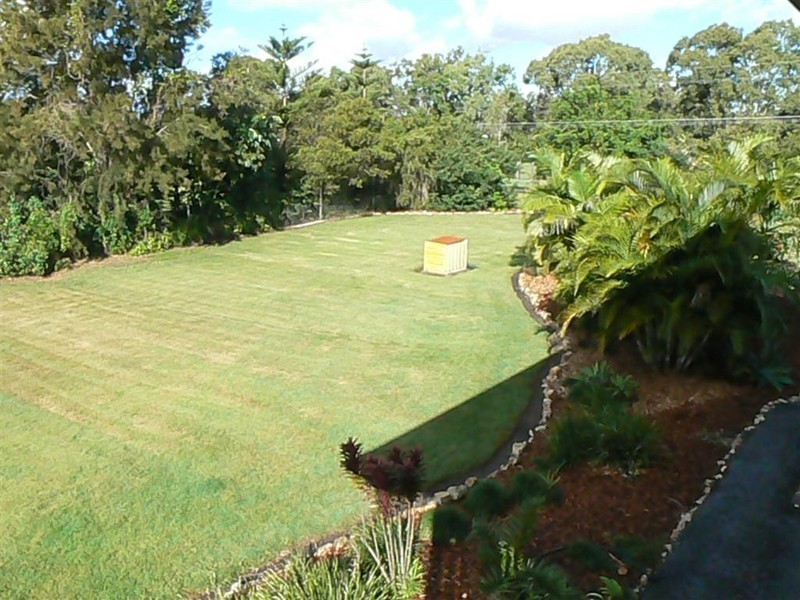 113 Swan Dr, Booral QLD 4655