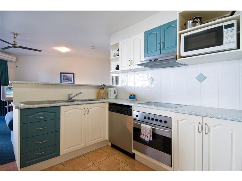 396 Charlton Esplanade(La Mer Apartments), Torquay QLD 4655