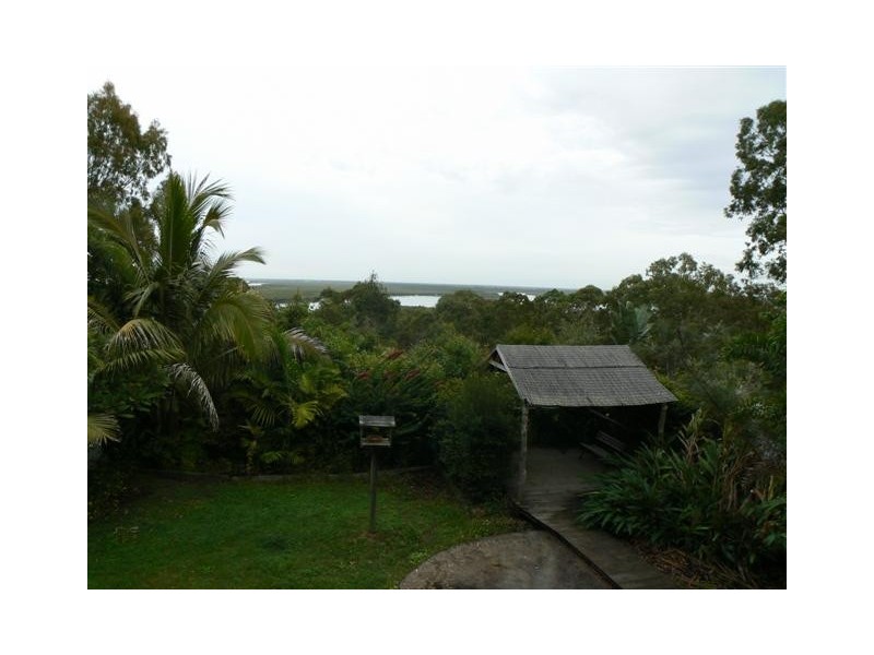 92 Ariadne St, River Heads QLD 4655