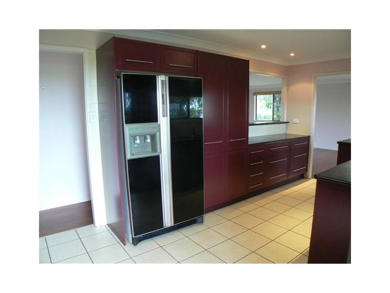 92 Ariadne St, River Heads QLD 4655