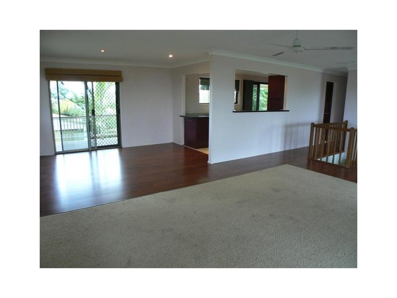 92 Ariadne St, River Heads QLD 4655