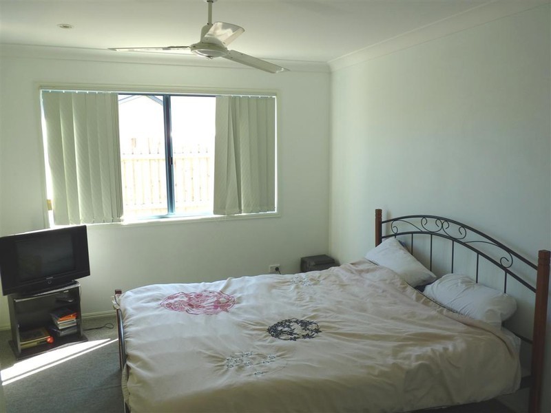 1/83 Ibis Blvd, Eli Waters QLD 4655