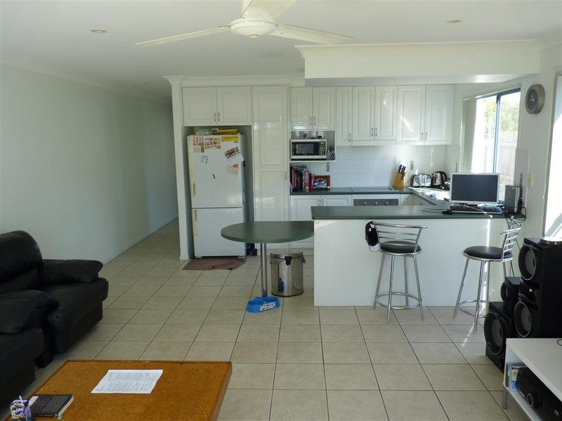 1/83 Ibis Blvd, Eli Waters QLD 4655