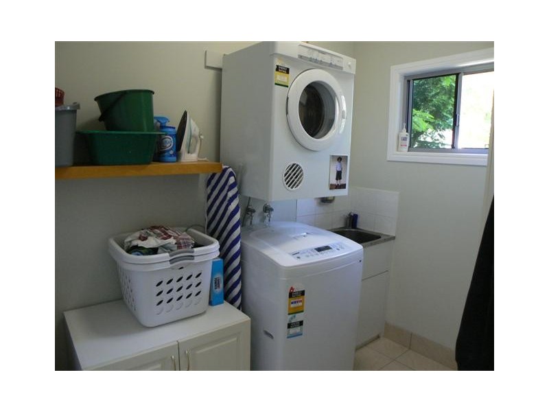 53 East St, Scarness QLD 4655