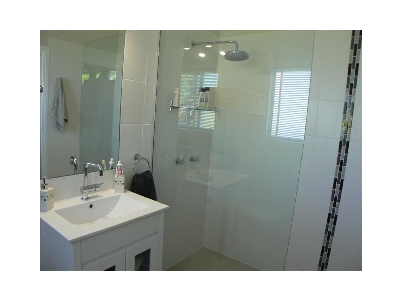 53 East St, Scarness QLD 4655