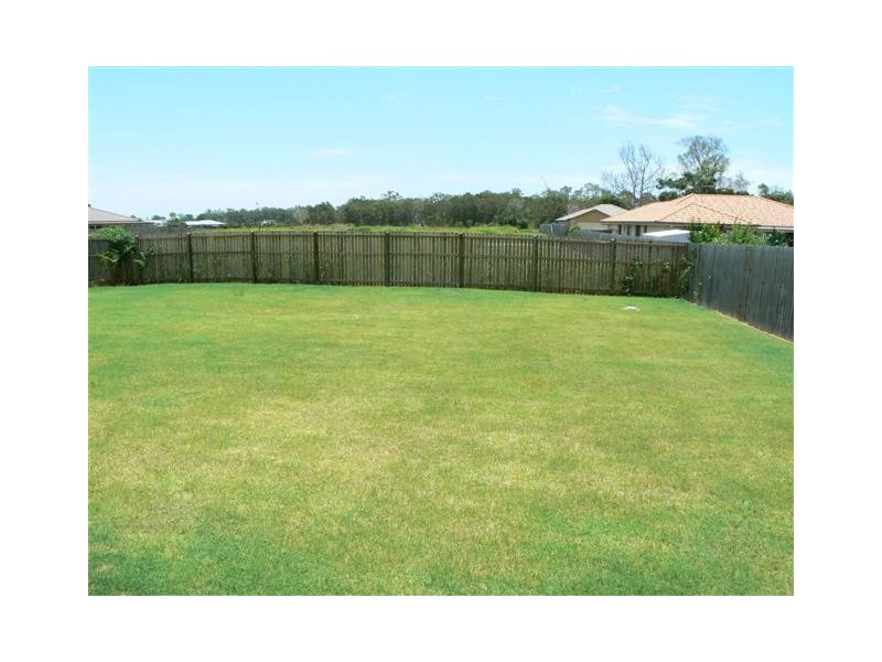 19 Pembridge Crt (L267), Urraween QLD 4655