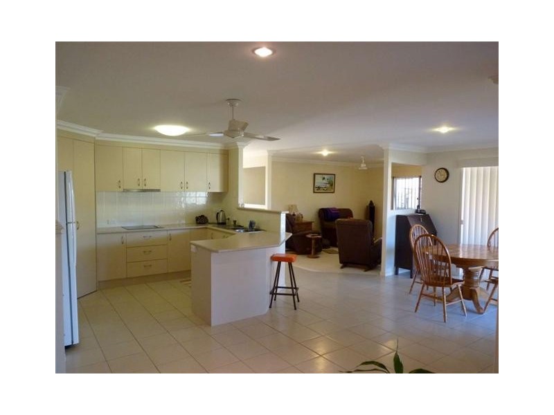 14 Bayswater Dr, Urraween QLD 4655