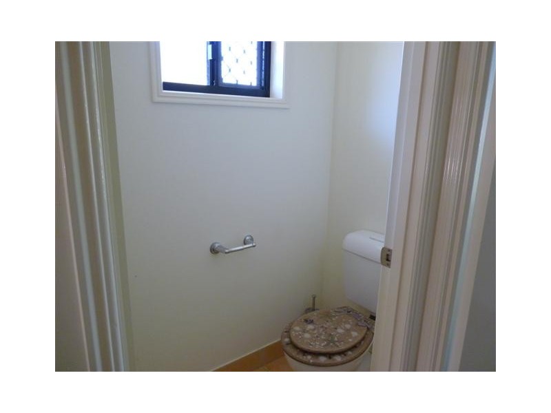 2 Woralie Way, Urraween QLD 4655