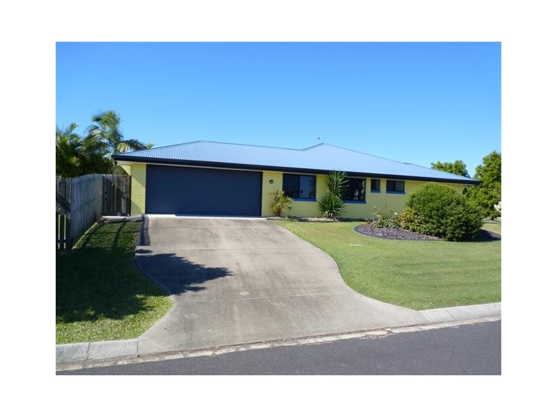 2 Woralie Way, Urraween QLD 4655