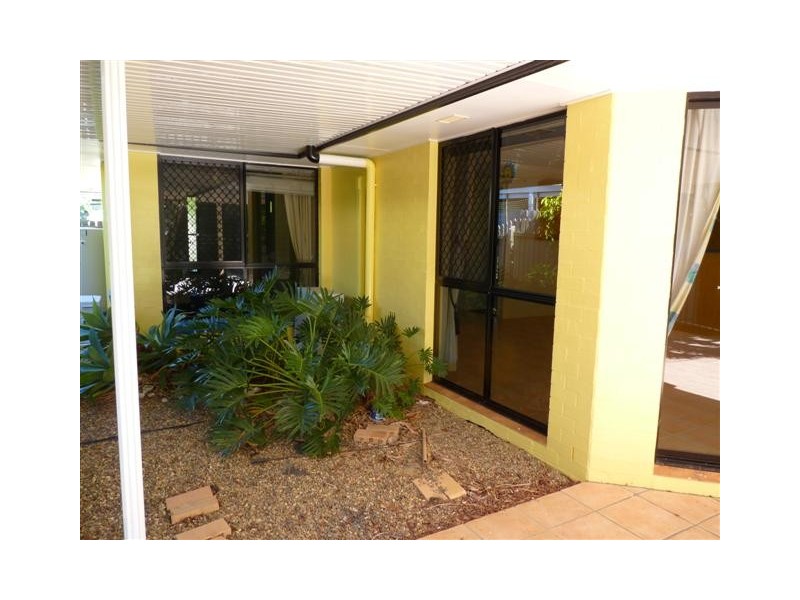 2 Woralie Way, Urraween QLD 4655